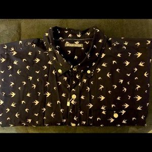 Short sleeve casual button down